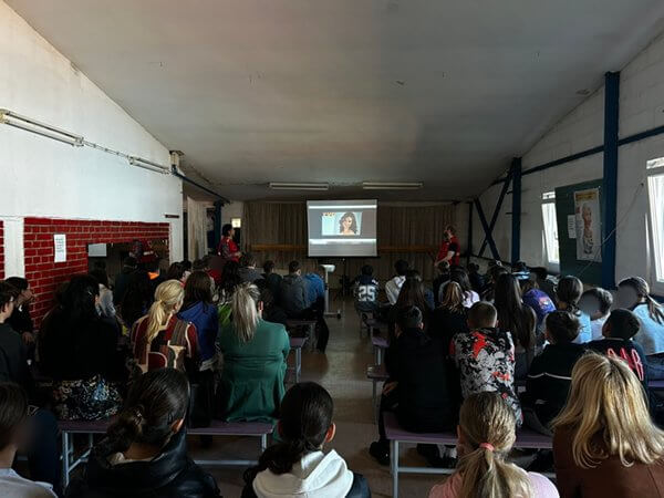 M 573100162 122185251560591122 379897423873954176 N