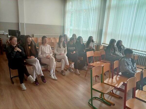 M 569250360 122184481988591122 8213013113072714364 N