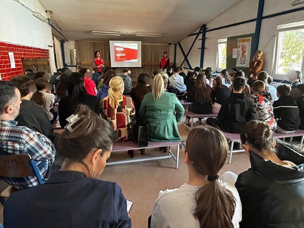 M 571424044 122185251686591122 4979322345325237651 N