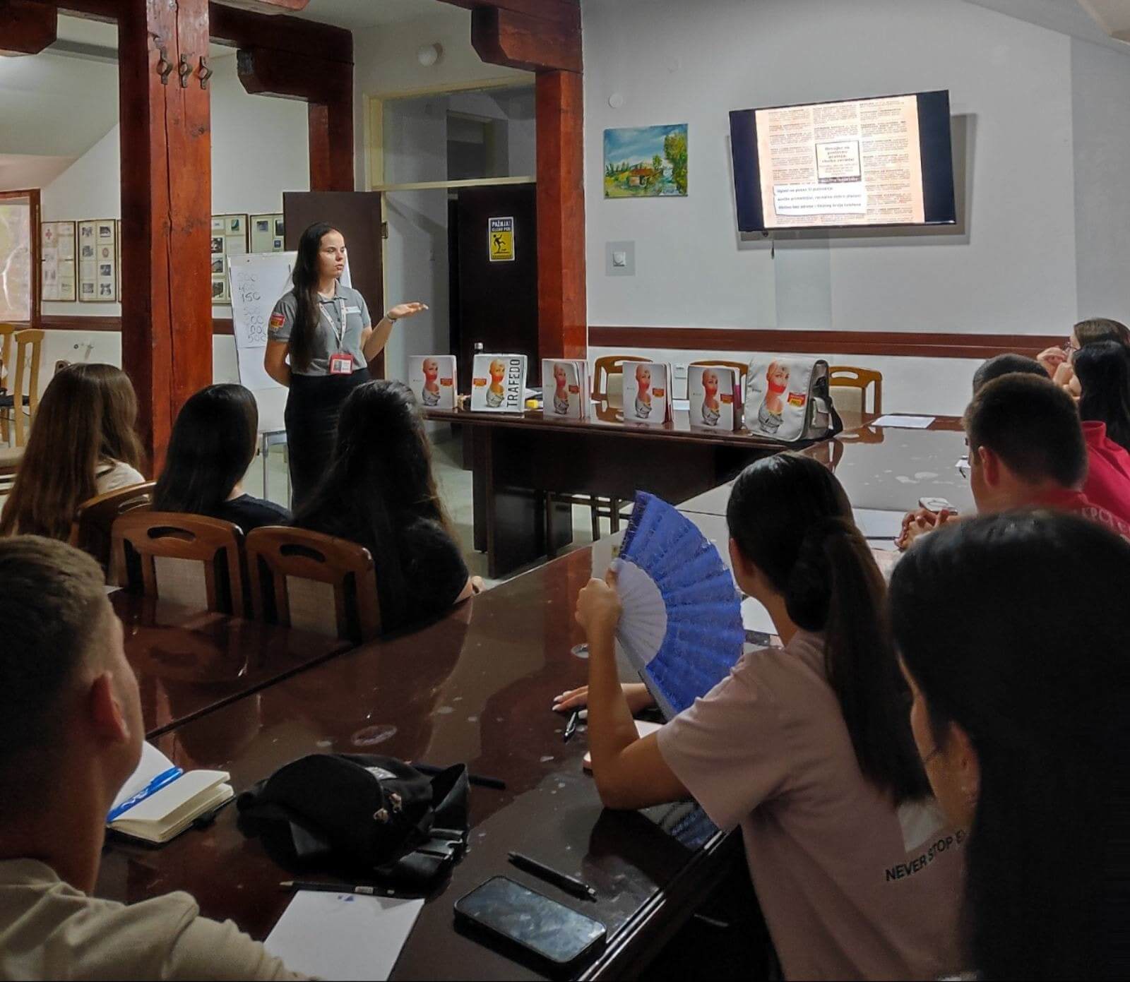 514286764 122168504744591122 3857592048067721624 N