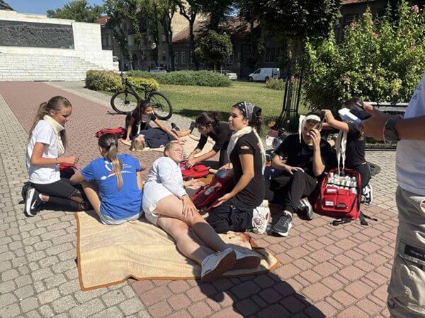 M Omladinski Letnji Kamp U Subotici 1