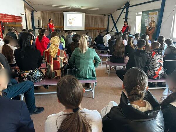 M 572908419 122185251668591122 6244121242148150602 N