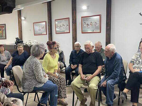 M Radionice Za Starije U Crvenom Krstu Nis 8